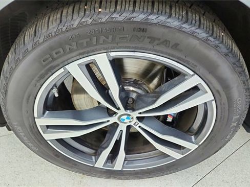 Used 2026 BMW X7 xDrive40i image 65