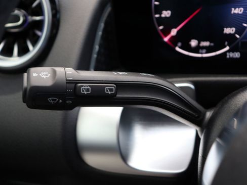 New 2025 Mercedes-Benz GLB 250 4MATIC image 64