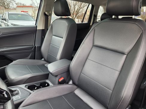 Used 2020 Volkswagen Tiguan SE image 7