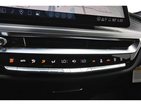 New 2026 Cadillac Lyriq Luxury AWD/4WD image 19
