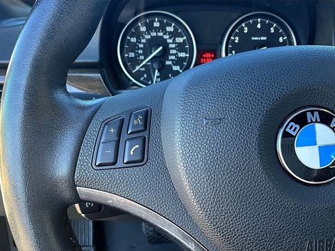 Used 2013 BMW 328i Convertible image 14