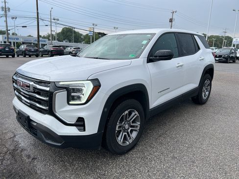 Used 2026 GMC Terrain Elevation AWD/4WD image 1