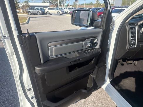 Used 2024 RAM 1500 Classic SLT image 14