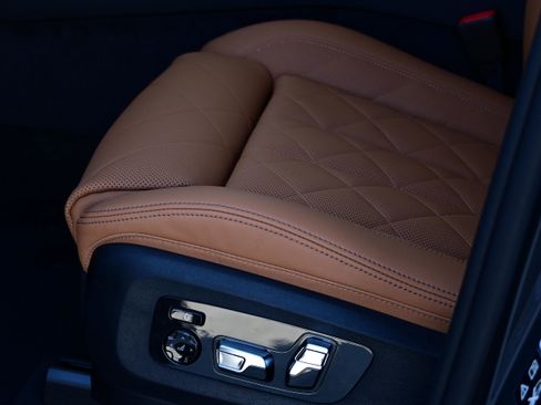 New 2026 BMW X7 xDrive40i w/ Executive Package image 27