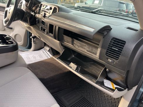 Used 2010 Chevrolet Silverado 1500 LT w/ Power Pack Plus image 34