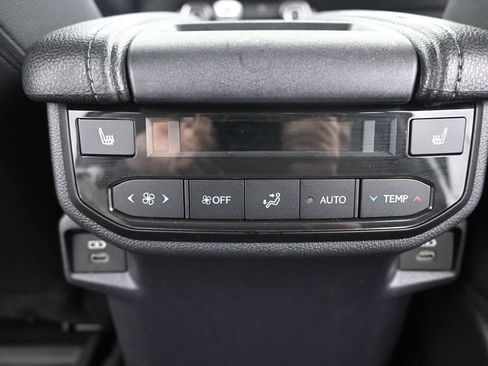 Used 2025 Toyota Grand Highlander FWD image 13