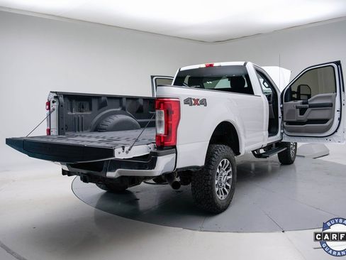 Used 2019 Ford F250 XLT w/ XLT Value Package image 33