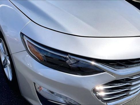 Used 2022 Chevrolet Malibu LT FWD image 27