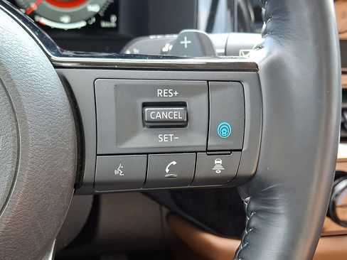 Certified 2023 Nissan Pathfinder Platinum w/ Cargo Package image 27