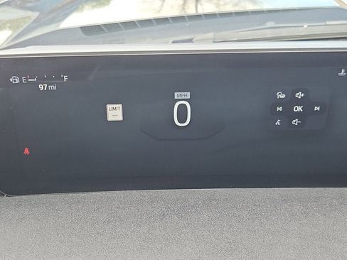 Certified 2025 Ford Expedition Platinum AWD/4WD image 19