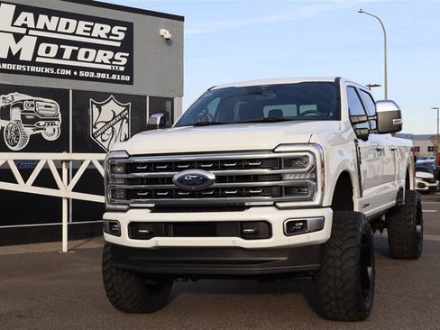 Used 2024 Ford F350 Platinum w/ FX4 Off-Road Package AWD/4WD image 1