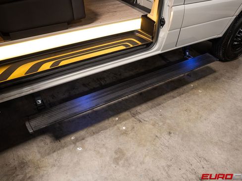 Used 2025 Mercedes-Benz Sprinter 3500 image 36