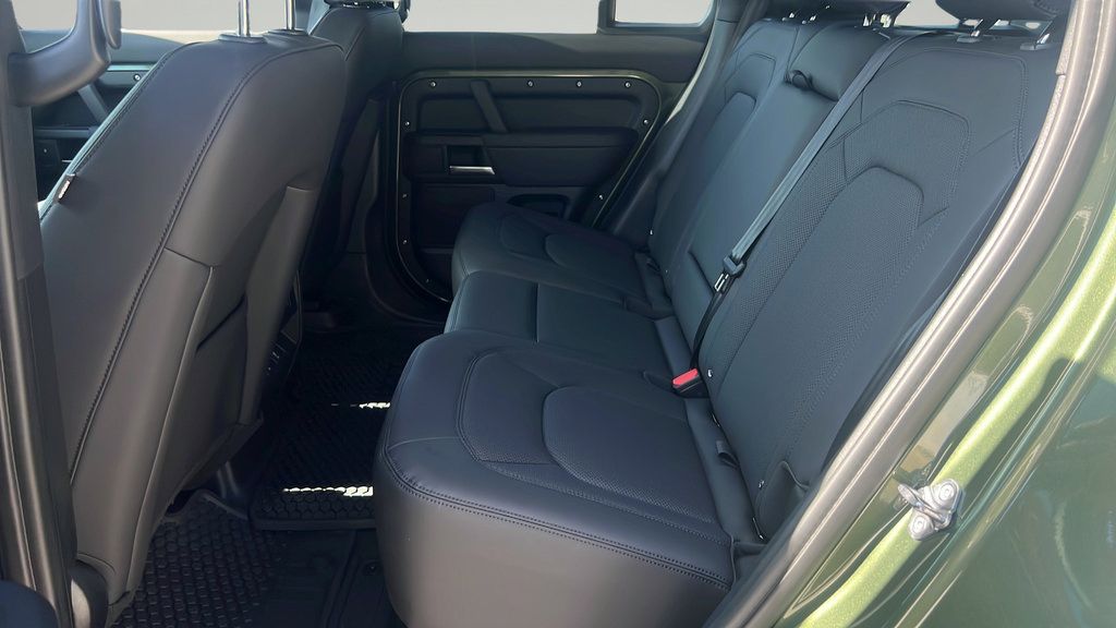 New 2026 Land Rover Defender 110 S AWD/4WD image 14