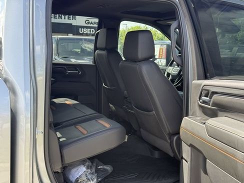 Used 2024 GMC Sierra 2500 AT4 w/ AT4 Premium Plus Package AWD/4WD image 34