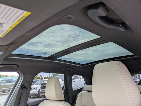 Used 2024 BMW X1 xDrive28i AWD/4WD image 16