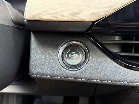 New 2025 Buick Enclave Preferred w/ Power Package image 31