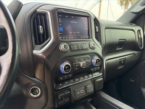 Used 2021 GMC Sierra 1500 AT4 w/ AT4 Premium Package image 10