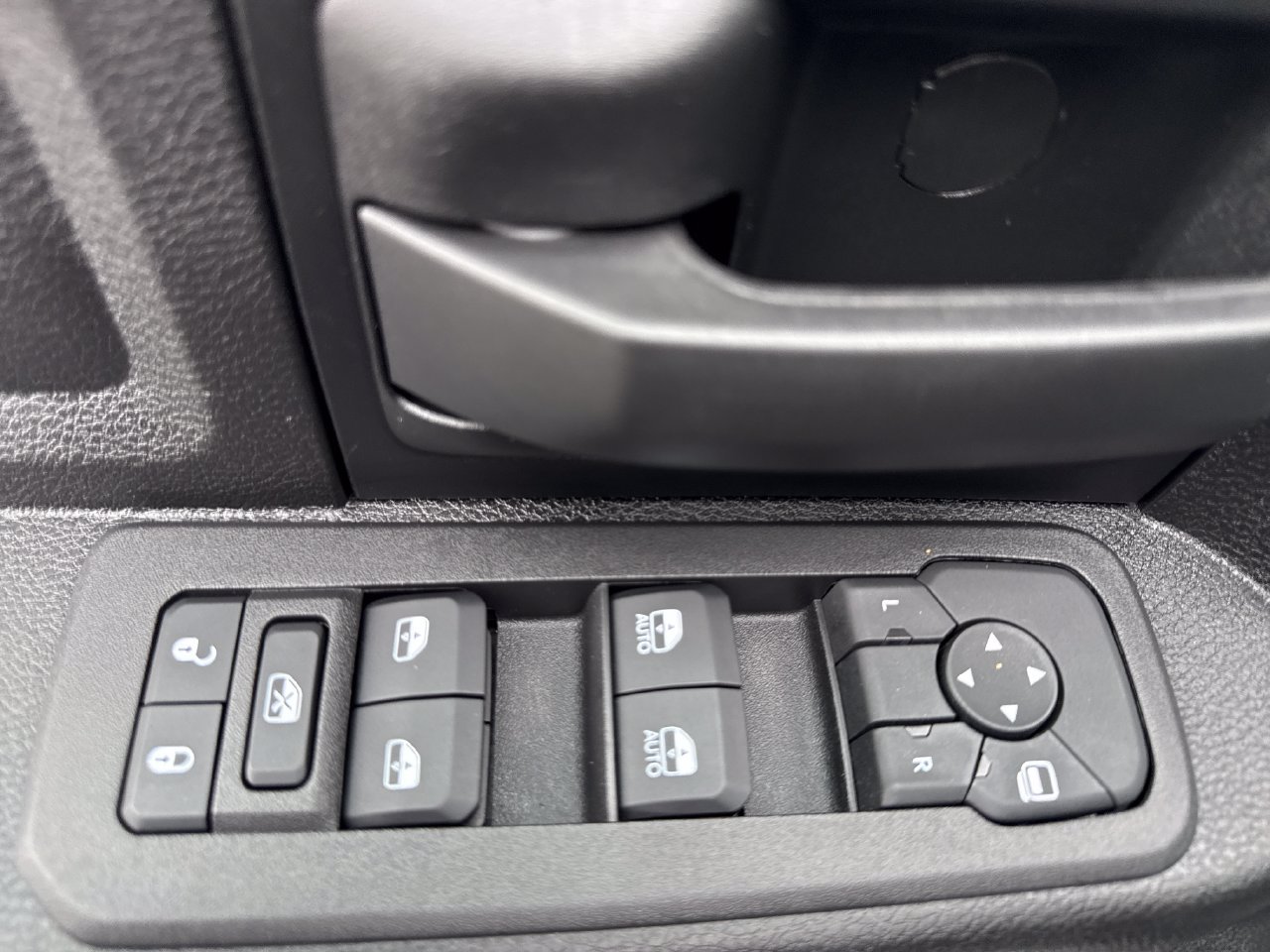 Used 2025 RAM 2500 Tradesman AWD/4WD image 16