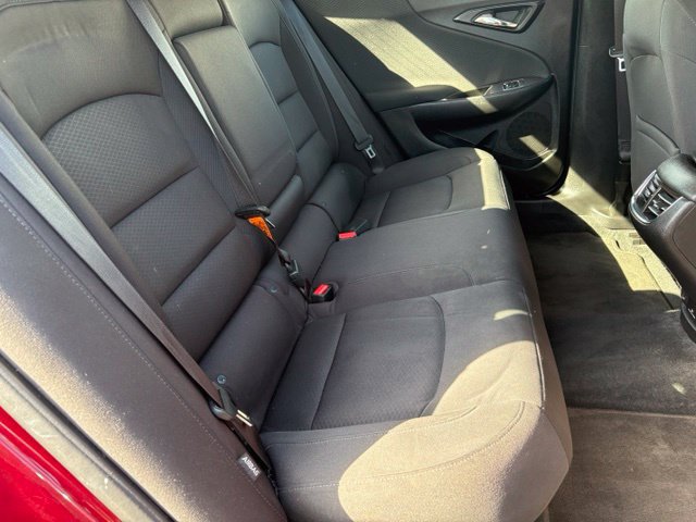 Used 2018 Chevrolet Malibu LT FWD image 17
