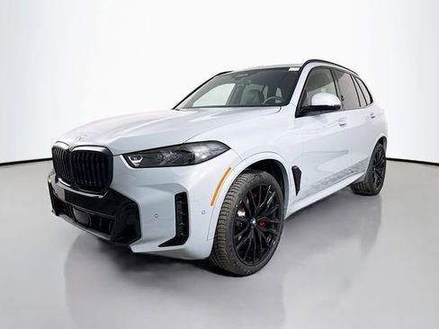 New 2026 BMW X5 xDrive40i w/ M Sport Package image 3