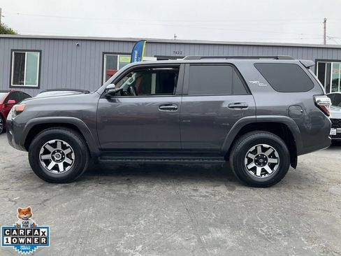 Used 2023 Toyota 4Runner TRD Off-Road Premium w/ Moonroof Package AWD/4WD image 5