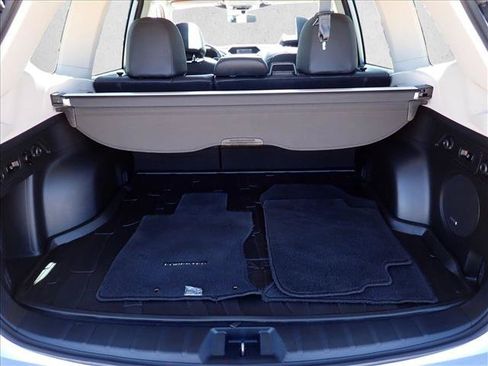 Certified 2023 Subaru Forester Limited AWD/4WD image 8