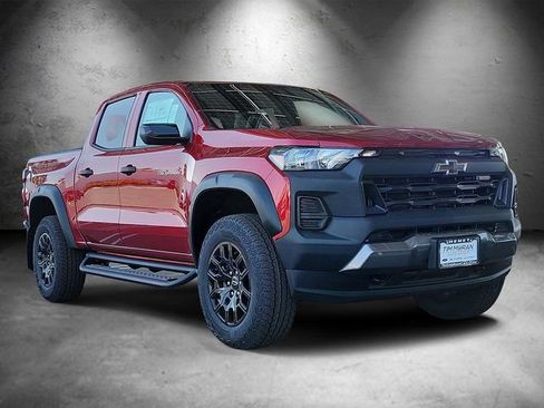 New 2026 Chevrolet Colorado Trail Boss AWD/4WD image 2
