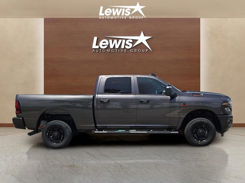 Used 2025 RAM 2500 Tradesman AWD/4WD image 6