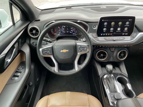 Used 2023 Chevrolet Blazer Premier w/ Driver Confidence II Package image 5