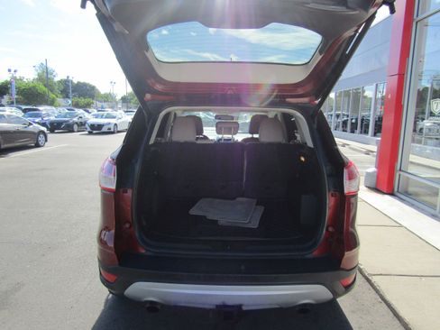 Used 2016 Ford Escape Titanium FWD image 24