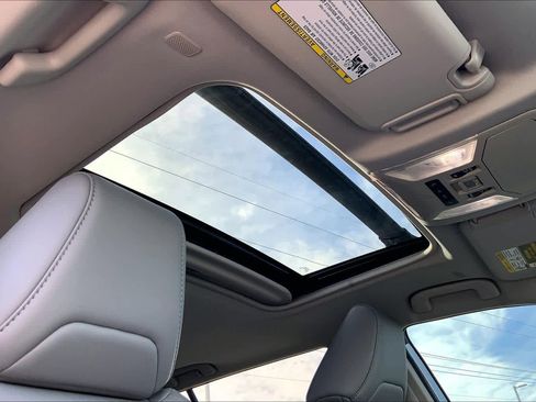 Used 2024 Toyota RAV4 XLE Premium image 14