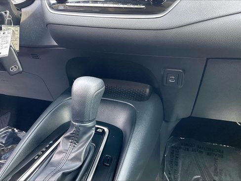 Used 2025 Toyota Corolla LE FWD image 38