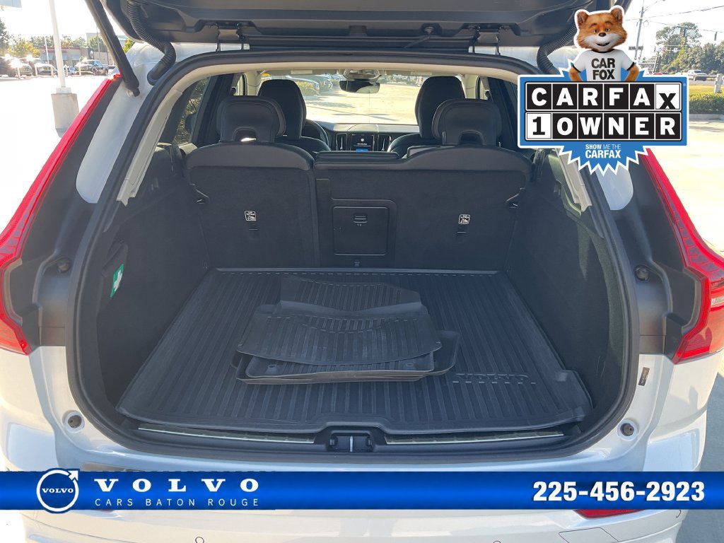 Used 2024 Volvo XC60 B5 Plus w/ Protection Package Premier AWD/4WD image 9