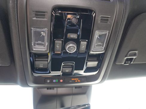Used 2026 Cadillac Escalade ESV Luxury RWD image 21