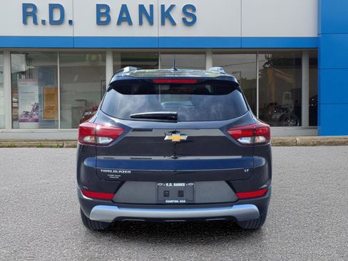 Used 2023 Chevrolet TrailBlazer LT FWD image 4