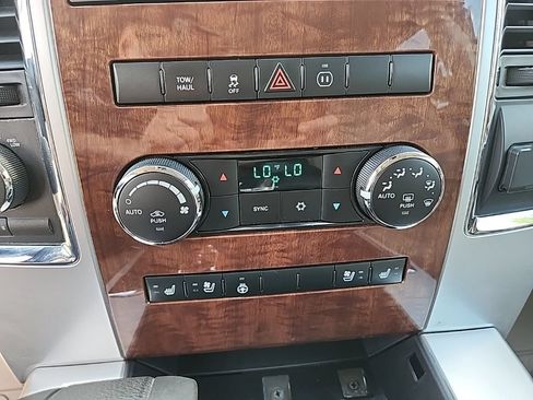 Used 2012 RAM 1500 Laramie AWD/4WD image 23