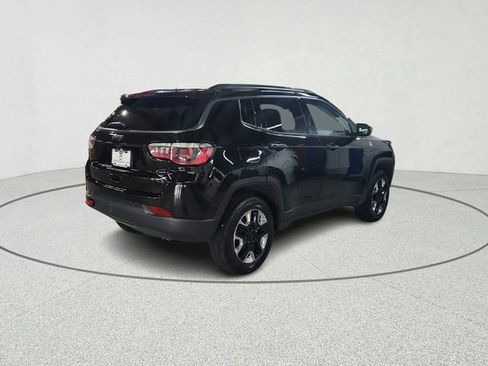 Used 2018 Jeep Compass Trailhawk w/ Leather Interior Group image 3