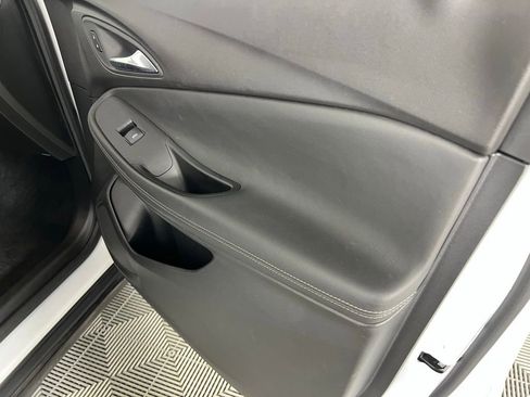 Used 2025 Buick Encore GX Preferred image 32