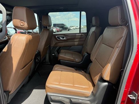 Used 2023 Chevrolet Suburban High Country w/ Max Trailering Package image 13