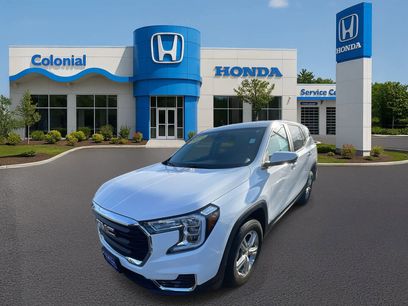 Used 2024 GMC Terrain SLE