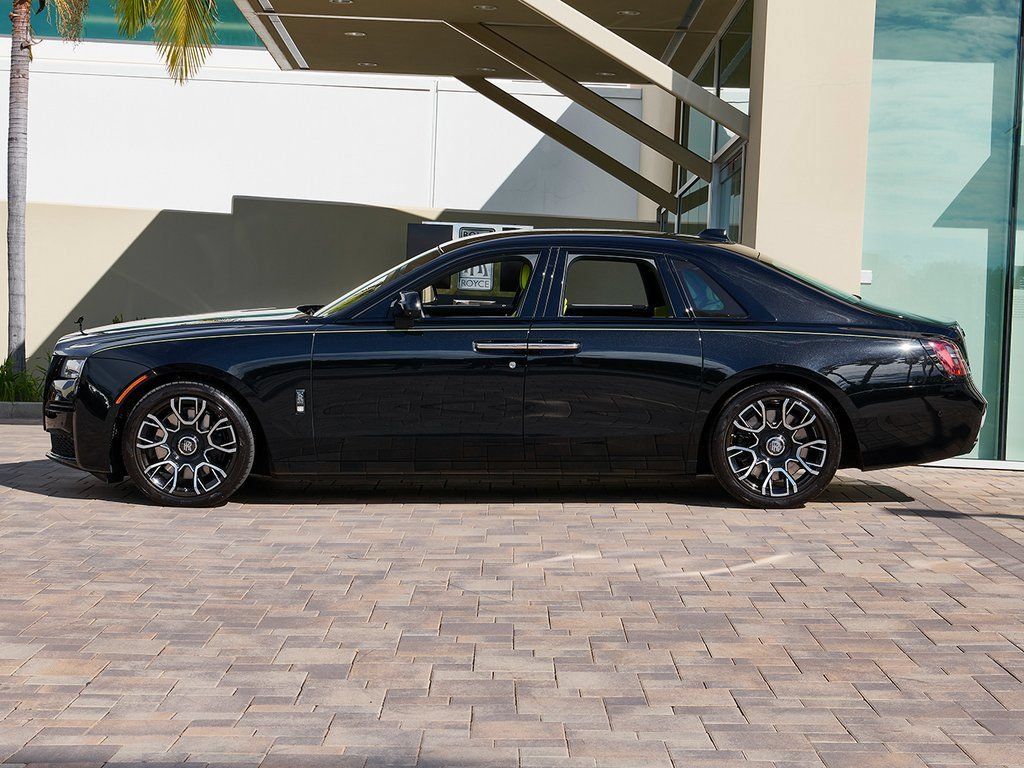 Certified 2023 Rolls-Royce Ghost Black Badge w/ Black Badge Ghost Package AWD/4WD image 3