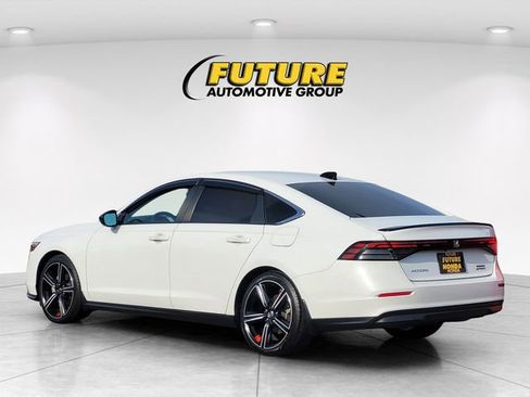 Used 2023 Honda Accord Sport image 7