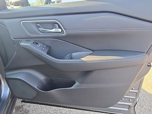 New 2026 Nissan Rogue Platinum w/ Platinum Premium Package image 34