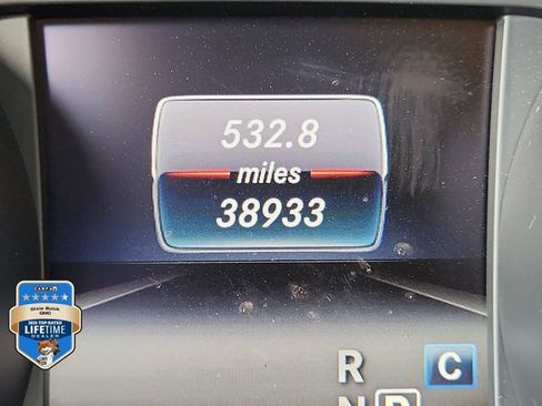 Used 2020 Mercedes-Benz GLA 250 4MATIC image 26