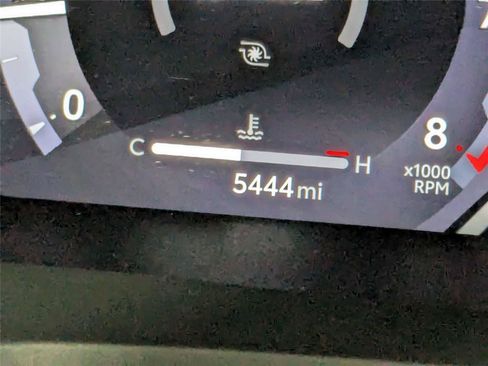 Certified 2025 Toyota Tacoma TRD Sport AWD/4WD image 19