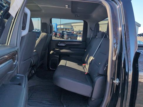 Used 2024 GMC Sierra 2500 SLE w/ SLE Value Package; image 24