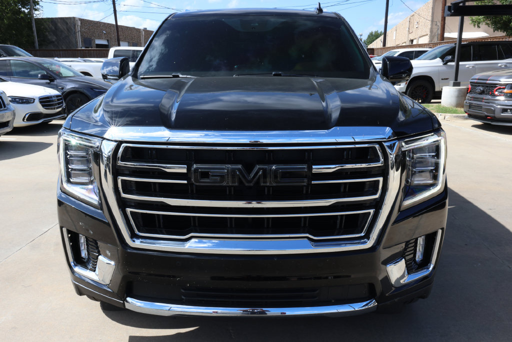Used 2023 GMC Yukon XL SLT AWD/4WD image 2