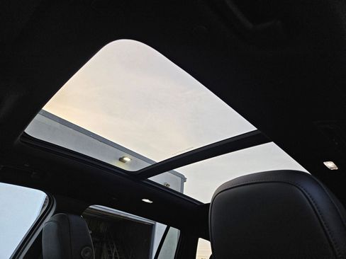 New 2026 GMC Acadia Elevation w/ Elevation Premium Package image 24