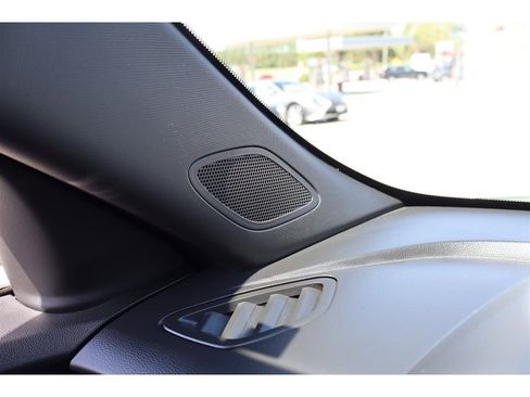 Used 2023 Chevrolet TrailBlazer RS image 37