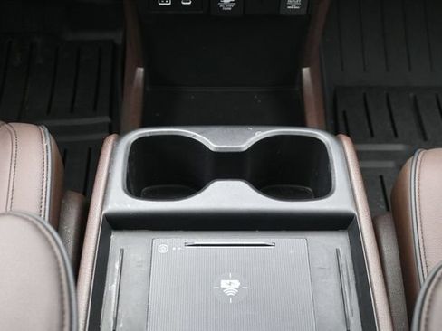 Used 2025 Honda Odyssey Touring image 24